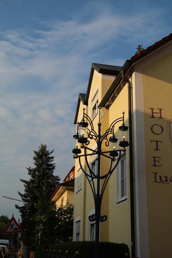 Koenig Ludwig Design Hotel Neu Zimmer Mit Sauna Oder Whirlpool Oder Mehr Altötting Exteriér fotografie