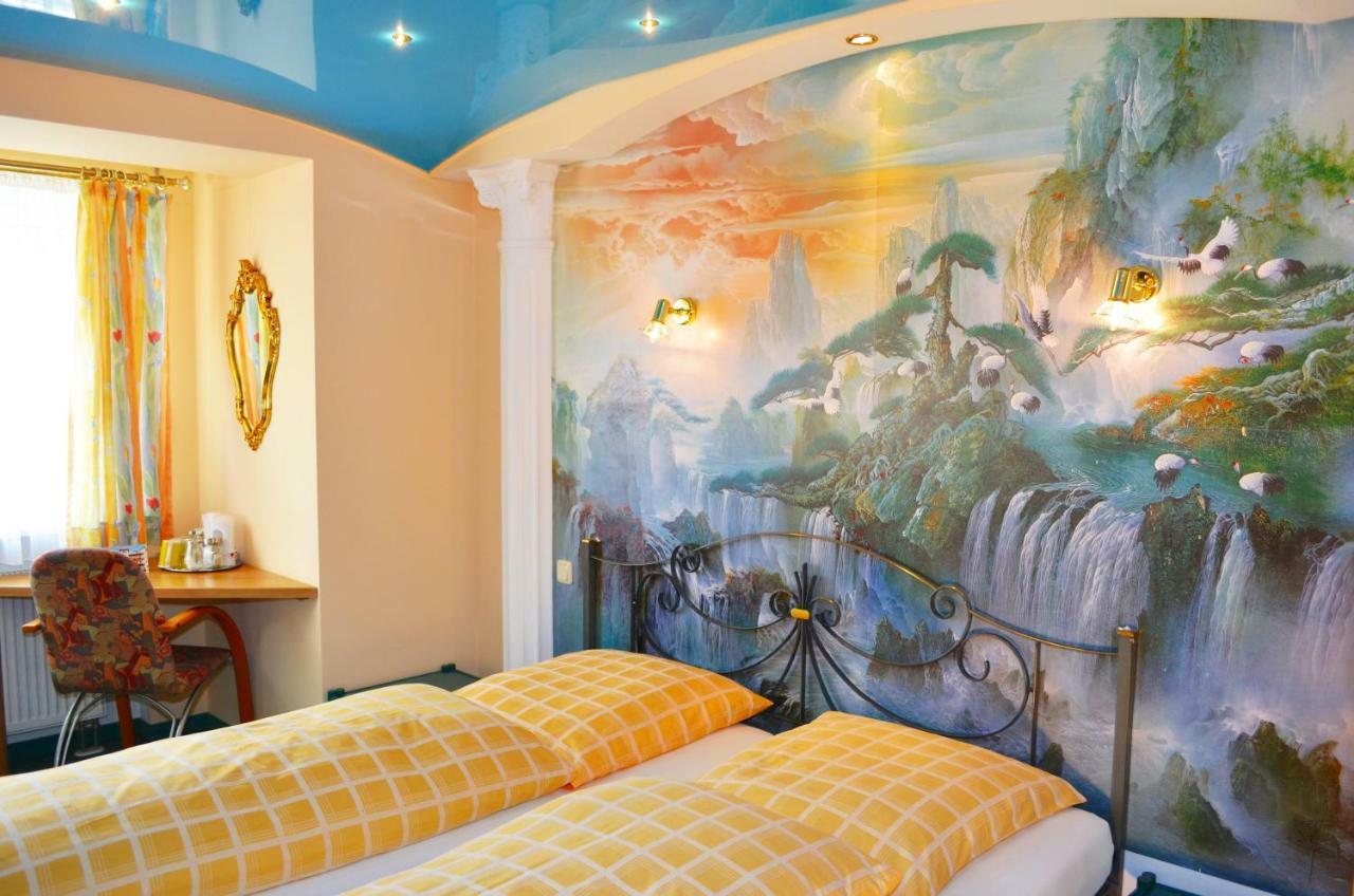 Koenig Ludwig Design Hotel Neu Zimmer Mit Sauna Oder Whirlpool Oder Mehr Altötting Exteriér fotografie